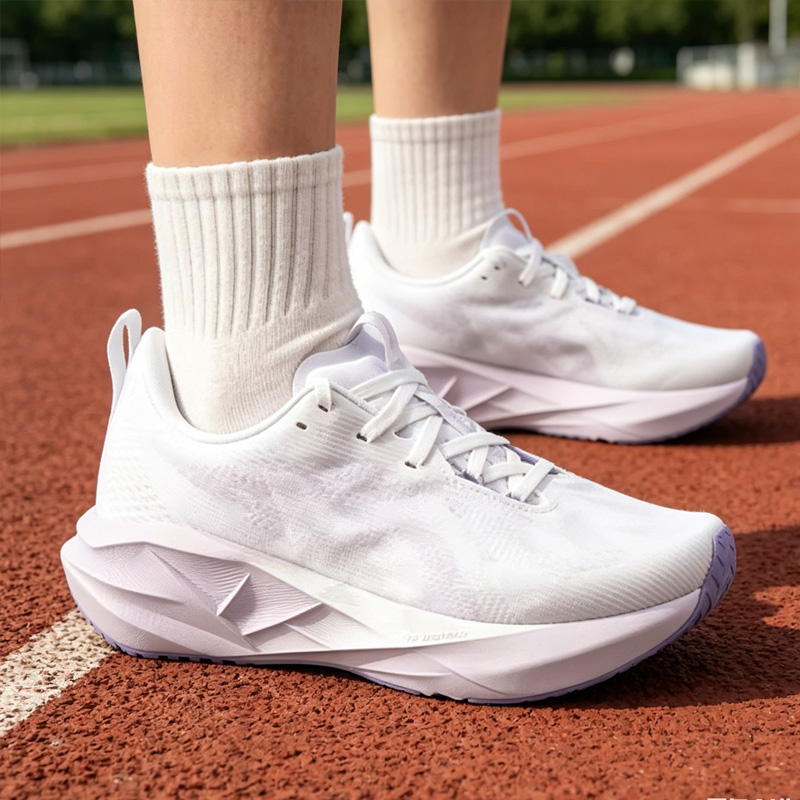 Asics Kadın Orta Üst Koşu Ayak - Table Tennis Shoes Asics incelemesi ve fiyatı